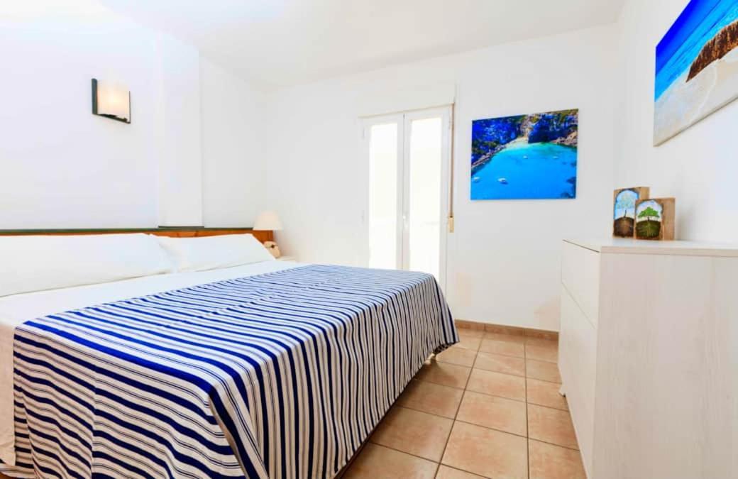 Apartamento Sa Varadero 2D Vista Mare Laterale Lejlighed Es Pujols Eksteriør billede